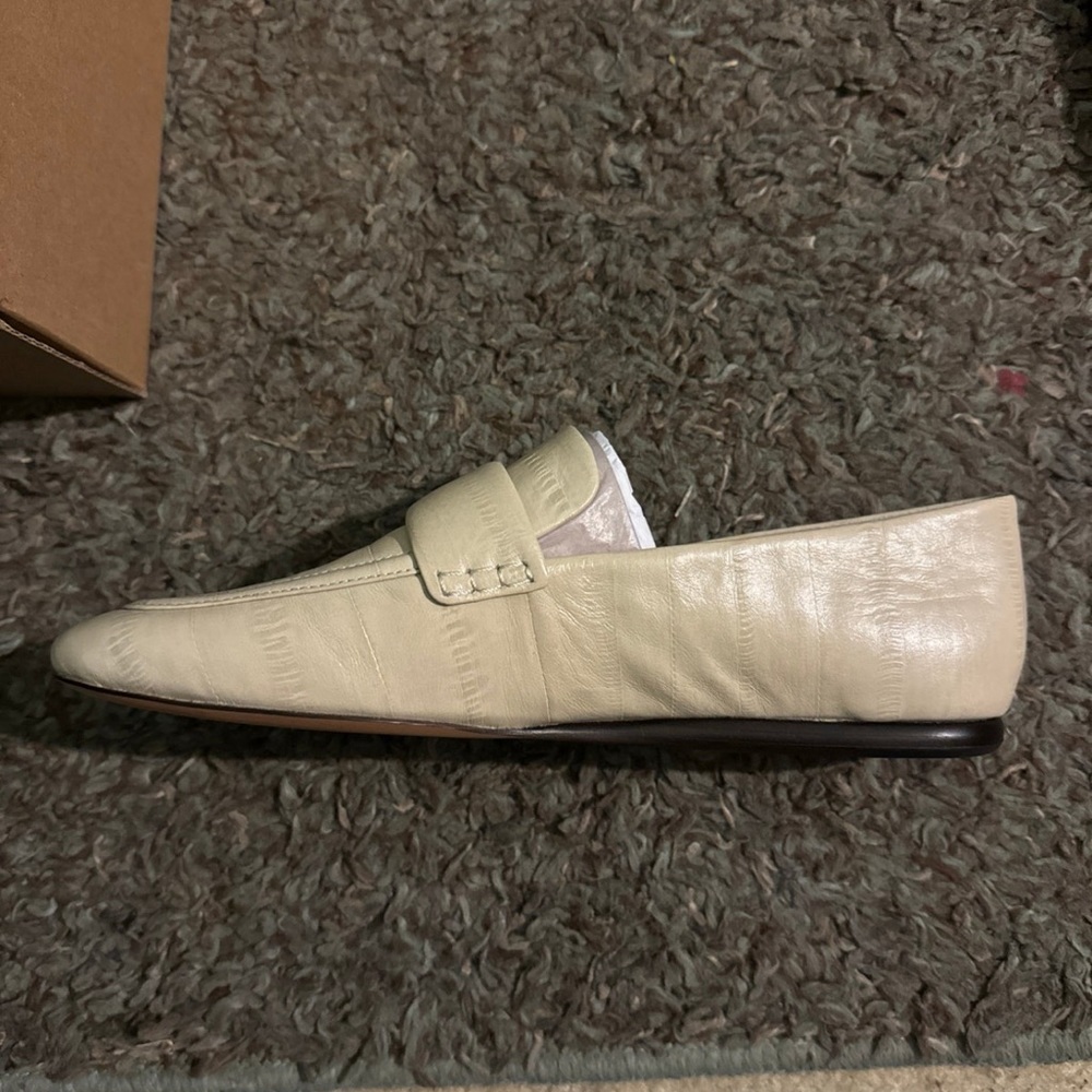Vince Davis Moonlight Loafer